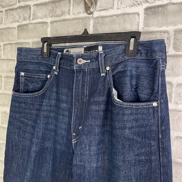 Levis SilverTab Straight Leg Dark Wash Jeans Mens 34 x 32 Casual 5 Pocket Denim - Picture 2 of 12